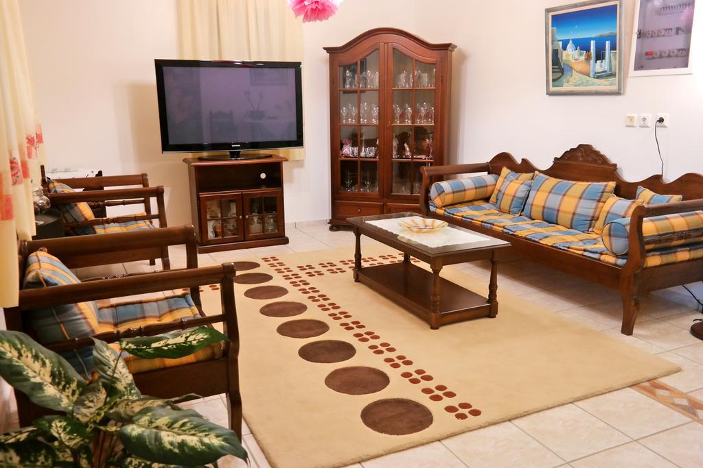 Mina'S Studios In Naxos Island อาโยส โพรโกปิออส ภายนอก รูปภาพ